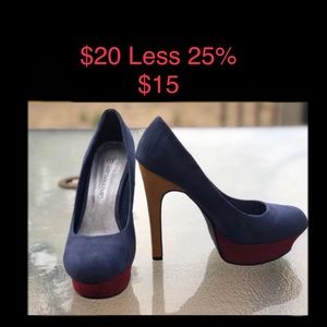 Size 8-1/2 Shoes - Blue/Burgundy/Mustard